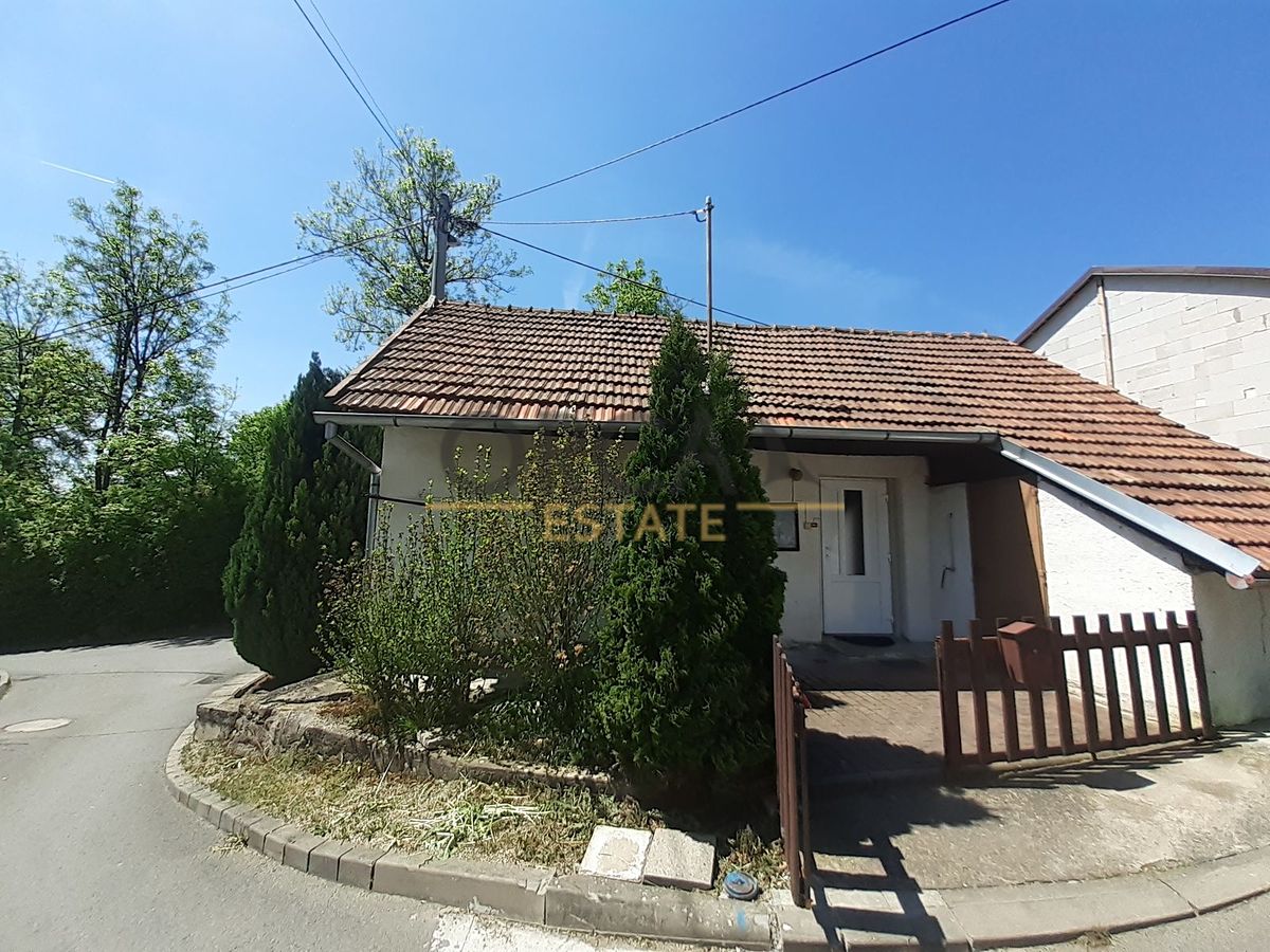 Prodej rodinného domu 64 m², pozemek 64 m²